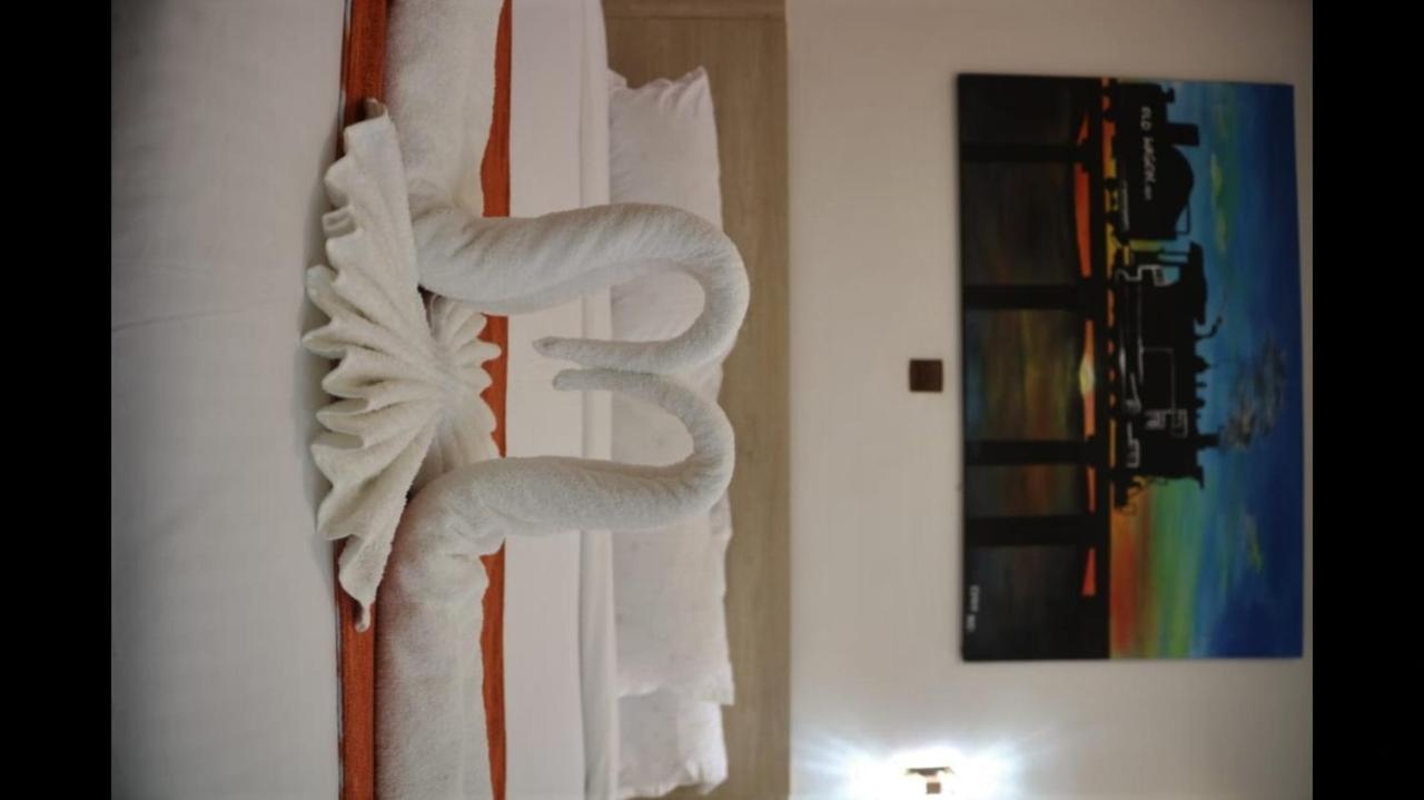 Parklands Villa Hotel 奈洛比 外观 照片